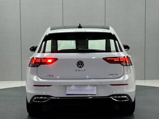 2022 Volkswagen Golf VIII, белый, 1750000 рублей, вид 4