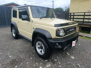 2020 Suzuki Jimny Sierra IV, бежевый, 1995000 рублей, вид 2