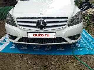 2013 Mercedes-Benz B-Класс 200 II (W246), белый, 1100000 рублей, вид 3