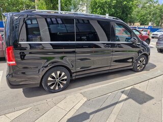 2021 Mercedes-Benz EQV Long 300 длинный I, чёрный, 6250000 рублей, вид 3