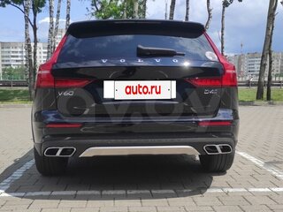 2020 Volvo V60 Cross Country II, чёрный, 2776063 рублей, вид 4