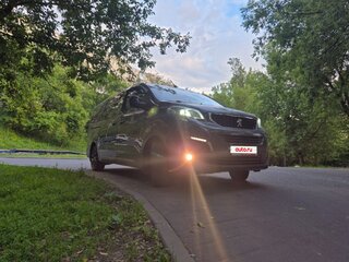 2019 Peugeot Traveller Long I, серый, 4000000 рублей, вид 2