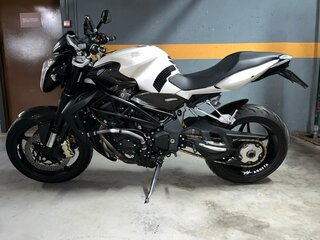 MV Agusta Brutale 920