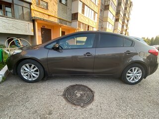 2013 Kia Cerato III, коричневый, 1000000 рублей, вид 3