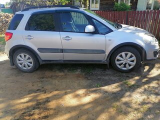 2010 Suzuki SX4 I (Classic) Рестайлинг, серебристый, 750000 рублей, вид 2