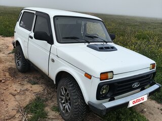 2011 Lada (ВАЗ) 2121 (4x4) I Рестайлинг, белый, 650000 рублей, вид 2