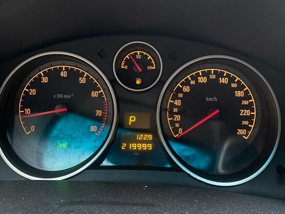 2013 Opel Astra H Рестайлинг, чёрный, 600000 рублей - вид 27