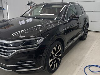 2019 Volkswagen Touareg III, коричневый, 3999999 рублей, вид 3