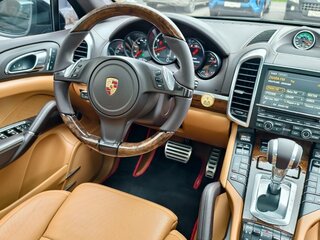 2014 Porsche Cayenne Turbo II (958), чёрный, 2200000 рублей, вид 4