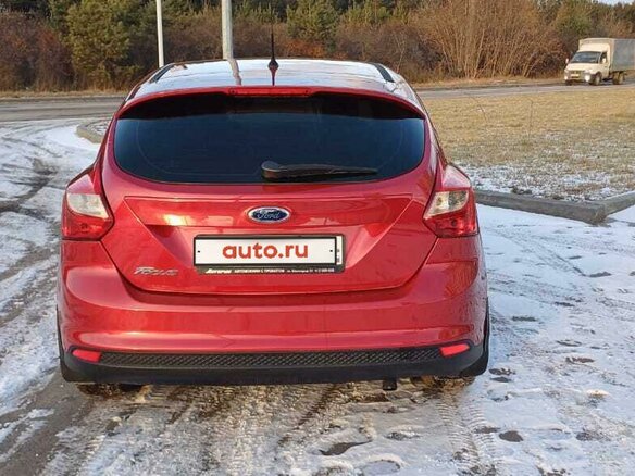 2012 Ford Focus III, красный, 857000 рублей - вид 8