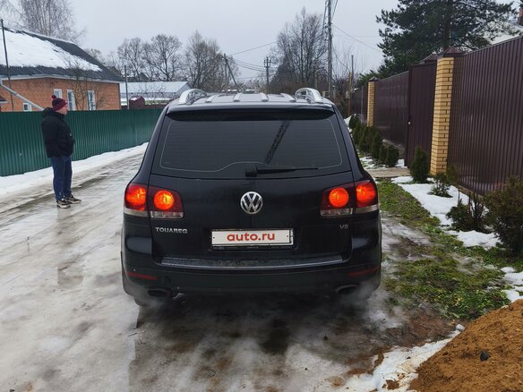 2007 Volkswagen Touareg I Рестайлинг, чёрный, 1000000 рублей - вид 1