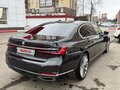 2019 BMW 7 серии Long 730Ld xDrive VI (G11/G12) Рестайлинг, серый, 5000000 рублей - вид 3
