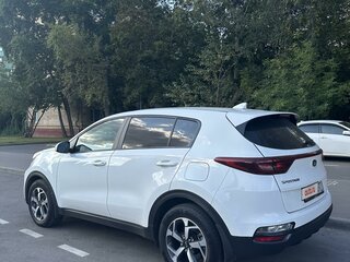 2019 Kia Sportage IV Рестайлинг, белый, 2800000 рублей, вид 4