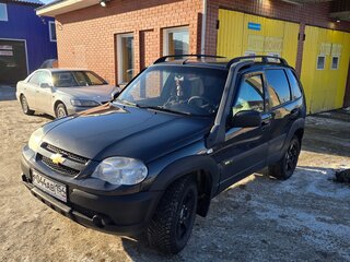 2016 Chevrolet Niva I Рестайлинг, коричневый, 570000 рублей, вид 1