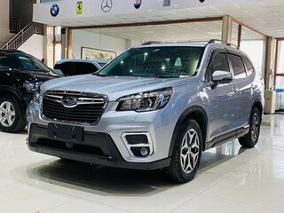 2021 Subaru Forester V, серебристый, 2955000 рублей, вид 1
