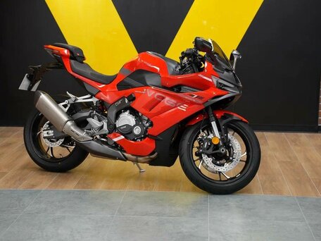2026 Voge RR500S, красный, 687000 рублей, вид 1