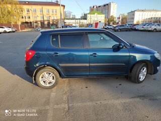 2012 Skoda Fabia II Рестайлинг, синий, 790000 рублей, вид 2