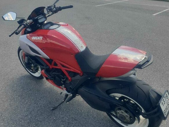 2013 Ducati Diavel, красный, 850000 рублей - вид 5