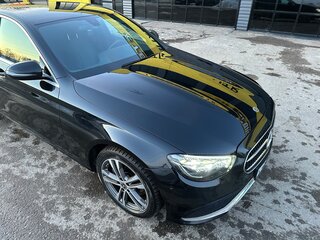 2020 Mercedes-Benz E-Класс 220 d V (W213, S213, C238) Рестайлинг, чёрный, 3450000 рублей, вид 3