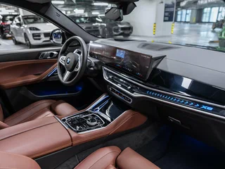 2025 BMW X6 40i III (G06) Рестайлинг, синий, 13750000 рублей, вид 3