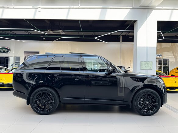 2026 Land Rover Range Rover P400 MHEV V, чёрный - вид 8