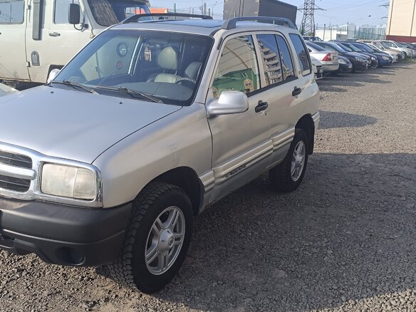 2001 Chevrolet Tracker II, серебристый - вид 6