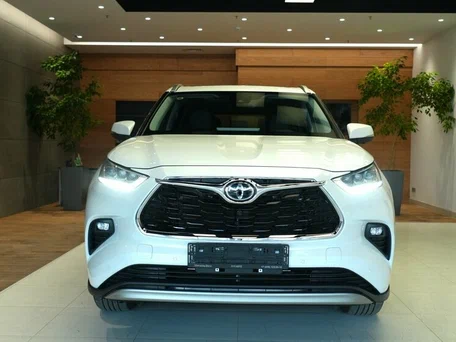 Toyota Highlander IV (XU70)