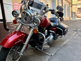 2008 Harley-Davidson Road King, красный, 800000 рублей, вид 3