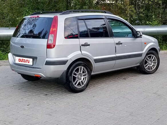2008 Ford Fusion I Рестайлинг, серебристый, 550000 рублей - вид 3