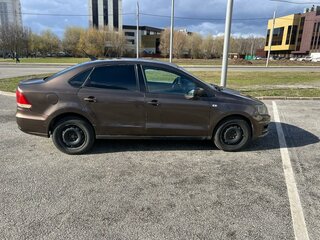 2016 Volkswagen Polo V Рестайлинг, белый, 370000 рублей, вид 2