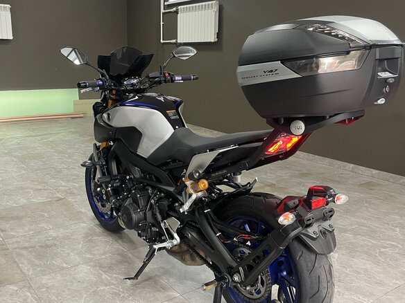 2020 Yamaha MT-09 (FZ-09), серый, 990000 рублей - вид 16