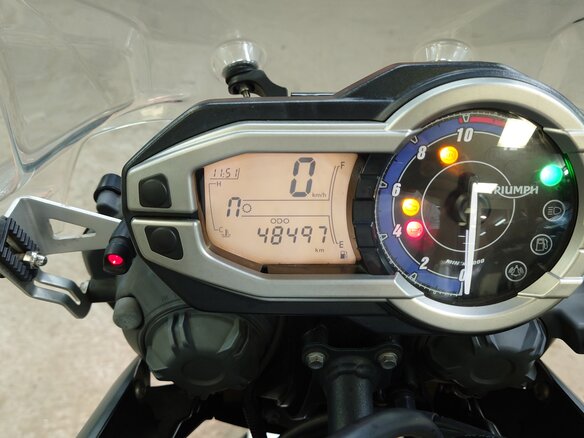 2012 Triumph Tiger 800, белый, 545000 рублей - вид 2