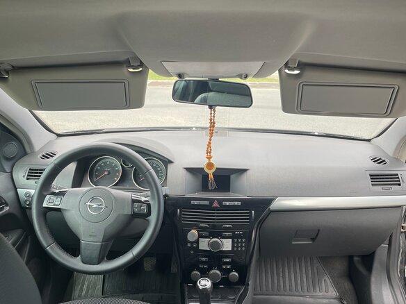 2007 Opel Astra GTC H Рестайлинг, чёрный, 350000 рублей - вид 10
