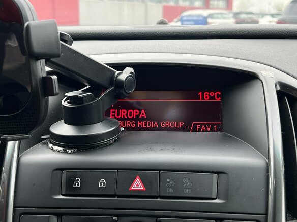 2013 Opel Astra J Рестайлинг, коричневый, 700000 рублей - вид 13