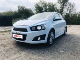 2012 Chevrolet Aveo II, белый, 535000 рублей, вид 1