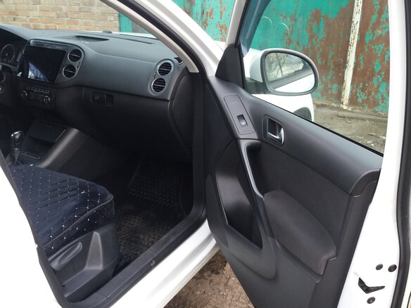 2014 Volkswagen Tiguan I Рестайлинг, белый, 1450000 рублей - вид 11