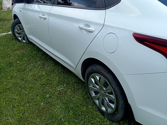2018 Hyundai Solaris II, белый, 1300000 рублей - вид 14