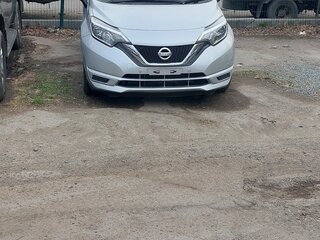 2018 Nissan Note II Рестайлинг, серебристый, 970000 рублей, вид 1