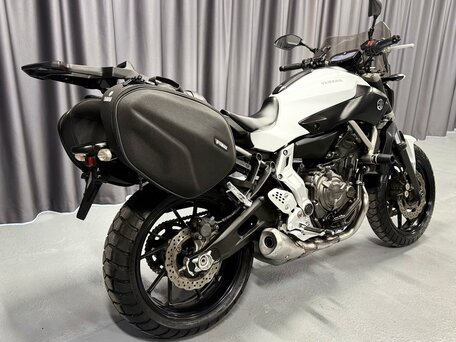 2016 Yamaha MT-07 (FZ-07), белый, 650000 рублей, вид 3