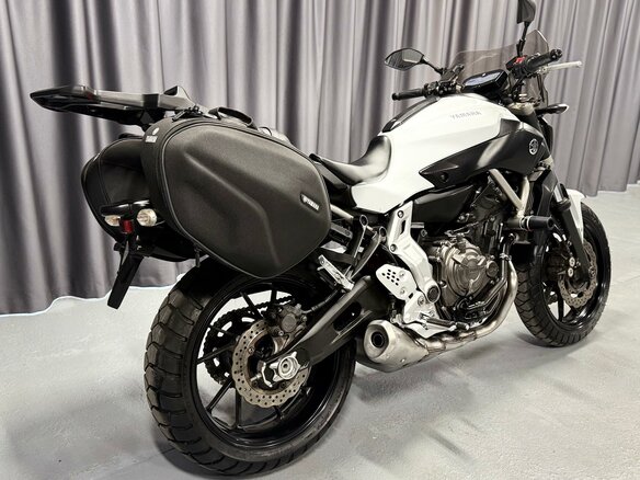2016 Yamaha MT-07 (FZ-07), белый, 650000 рублей - вид 2