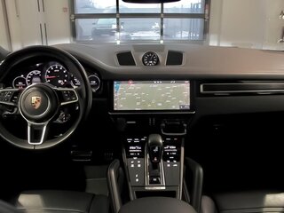 2020 Porsche Cayenne GTS Coupé III, белый, 10700000 рублей, вид 4