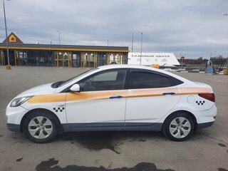 2014 Hyundai Solaris I, синий, 510000 рублей, вид 4