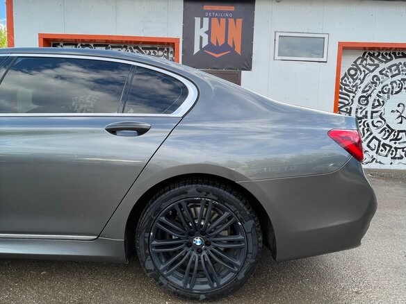 2018 BMW 7 серии Long 740Ld xDrive VI (G11/G12), серый, 3490000 рублей - вид 5