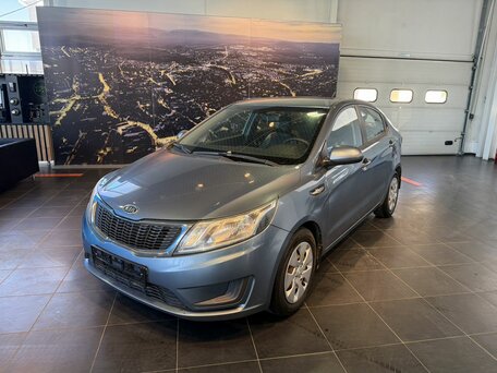 2012 Kia Rio III, голубой, 700000 рублей, вид 3