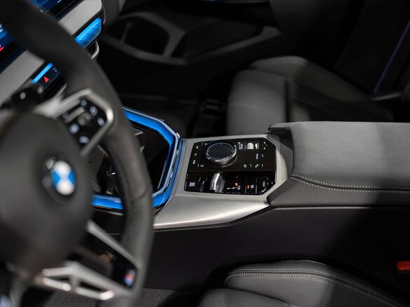 2026 BMW X3 20i xDrive IV (G45/G48), серый, 9300000 рублей - вид 17