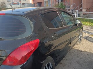 2011 Peugeot 308 I Рестайлинг, чёрный, 500000 рублей, вид 3
