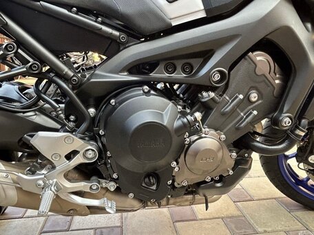 2016 Yamaha MT-09 (FZ-09), синий, 799000 рублей, вид 4
