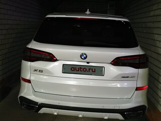 2019 BMW X5 40i IV (G05/G18), белый, 5000000 рублей, вид 4