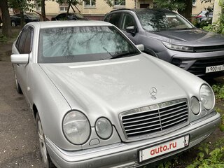 1998 Mercedes-Benz E-Класс 430 II (W210, S210), серый, 1090000 рублей, вид 3