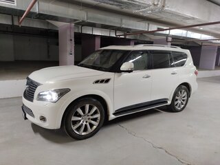 2010 Infiniti QX56 II, белый, 2350000 рублей, вид 1